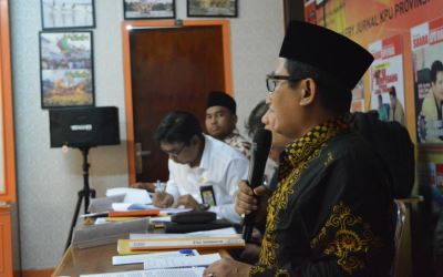 Ketua Bawaslu dan KPU Riau Disidang DKPP 